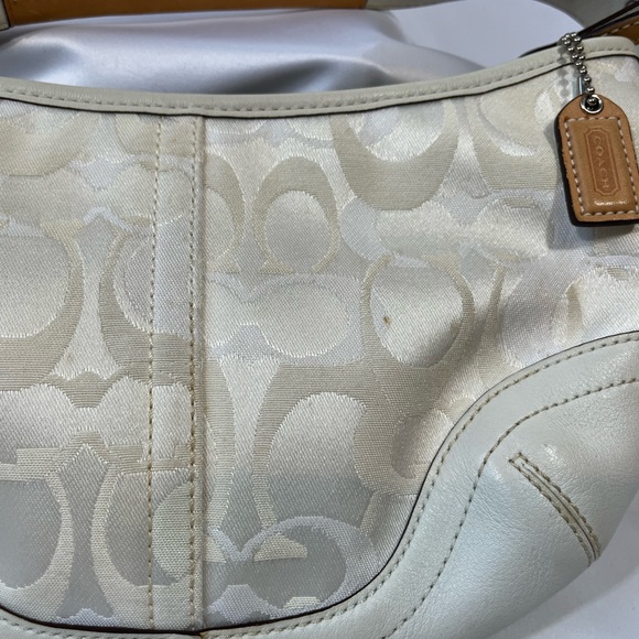 Coach Shoulder Bag - Picture 10 of 10